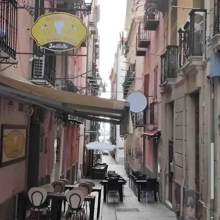 Pop In! Sunny 2bdr Near The * Cagliari